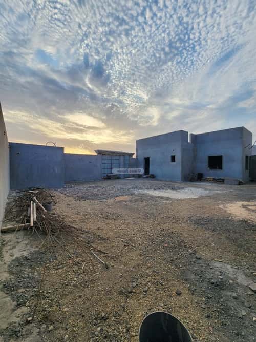 Building 900 SQM with 3 Floors Facing West Al-Buhayrat, North Jeddah, Jeddah