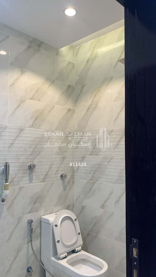 دور 300 متر مربع ب 4 غرف المدينة الصناعية، المدينة المنورة