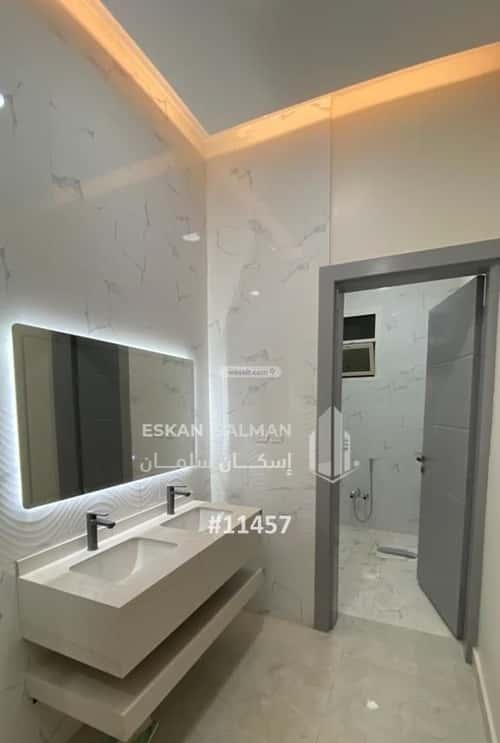 فيلا 400.9 متر مربع شرقية على شارع 50م النخيل، الاحساء