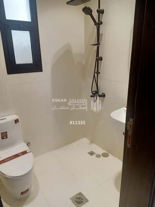 فيلا 220.25 متر مربع جنوبية غربية على شارع 25م الصالحية، شرق جدة، جدة