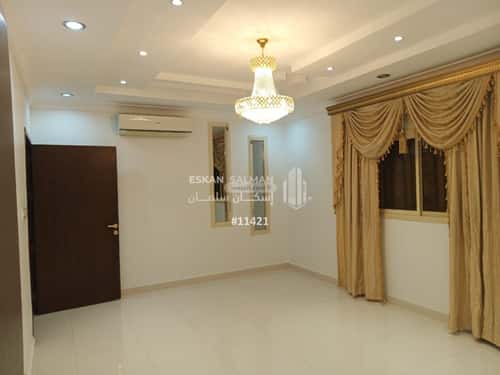 Villa 332 SQM with 1 Apartment Facing North Al-Hadaqiya, Khamis Mushait