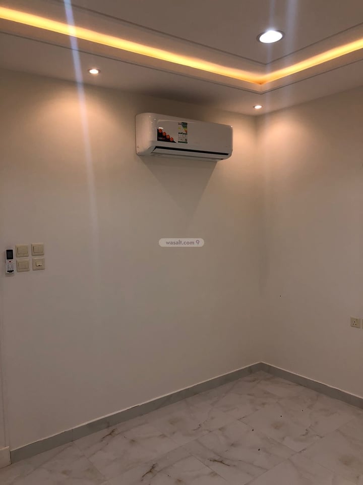 Apartment with 3 Bedrooms Al Mahdiyah, West Riyadh, Riyadh