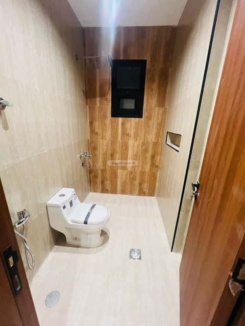 Floor 169.3 SQM with 5 Bedrooms Al Bayan, East Riyadh, Riyadh