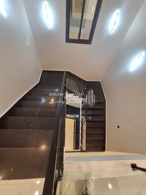 Villa 300 SQM Facing North on 15m Width Street Al Rahmanyah, East Jeddah, Jeddah