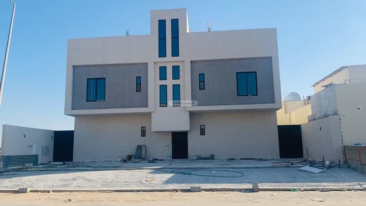 Apartment 135.9 SQM with 5 Bedrooms Dahiyat Al Malik Fahd, Dammam