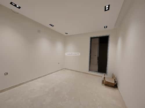 Floor with 5 Bedrooms Al-Khaleej, East Riyadh, Riyadh