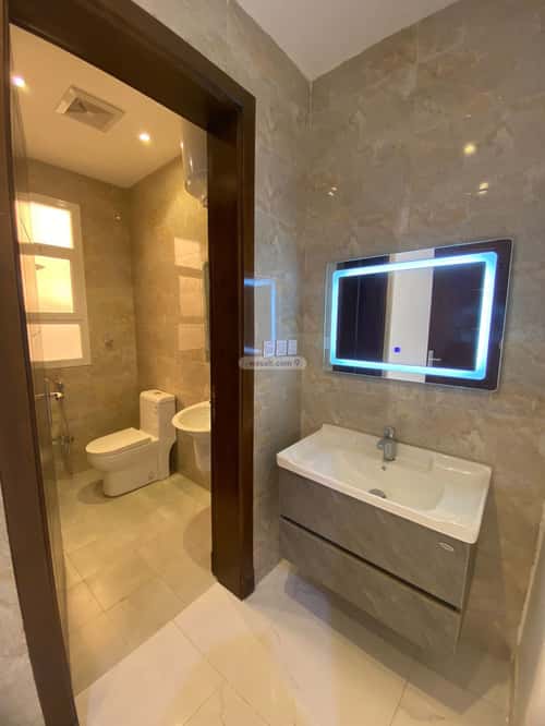 فيلا 386 متر مربع شمالية على شارع 15م الأخباب، الطائف