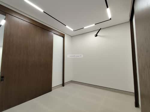 Villa 276 SQM Facing South on 18m Width Street Al-Maizaliyah, East Riyadh, Riyadh
