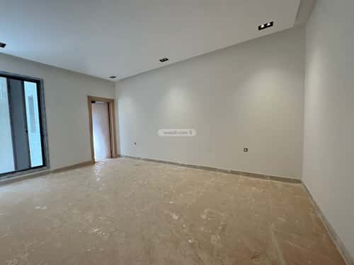 Floor with 5 Bedrooms Al-Khaleej, East Riyadh, Riyadh