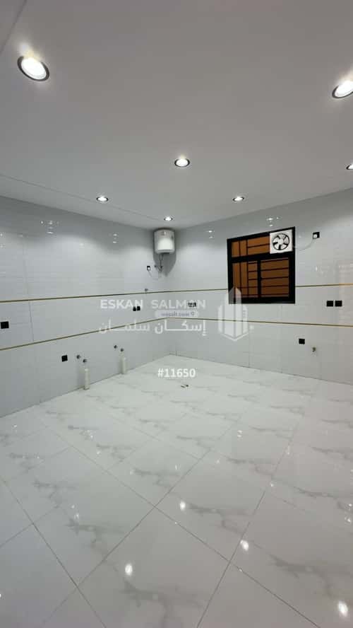 Floor 226.44 SQM with 6 Bedrooms Al Dhurfah, Khamis Mushayt
