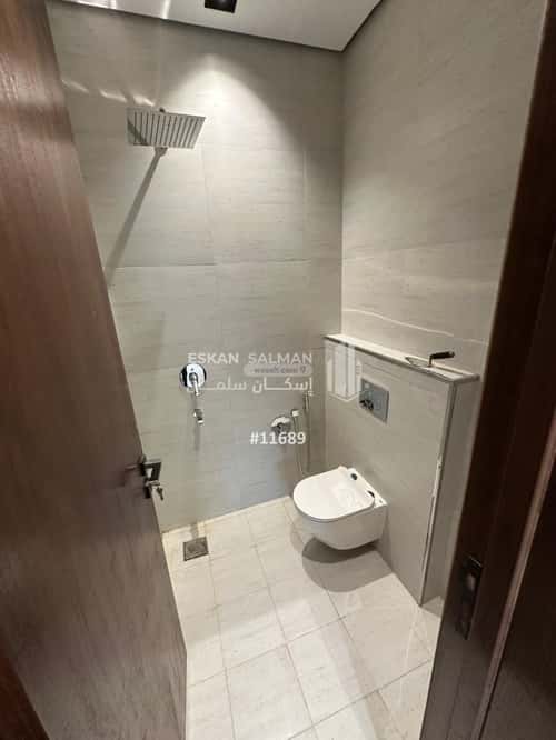 Floor 131.06 SQM with 4 Bedrooms Al Munisiyah, East Riyadh, Riyadh