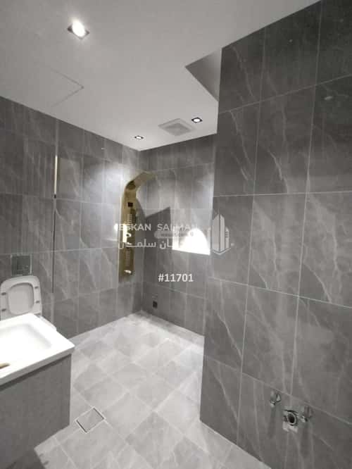 Villa 299.99 SQM Facing West on 30m Width Street Alshamehalgadeed, Makkah Al Mukarramah