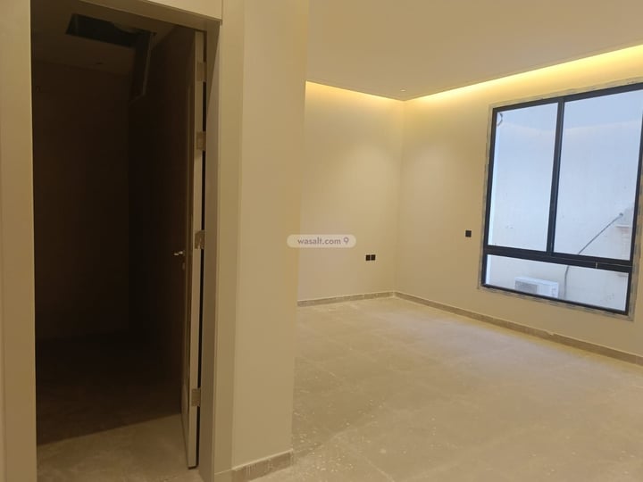 Floor 360 SQM with 5 Bedrooms Qurtubah, East Riyadh, Riyadh