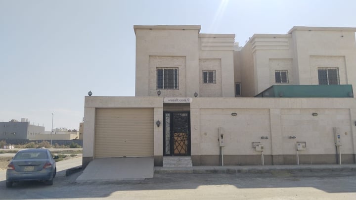 Villa 250 SQM Facing North East on 24m Width Street Dahiyat Al Malik Fahd, Dammam