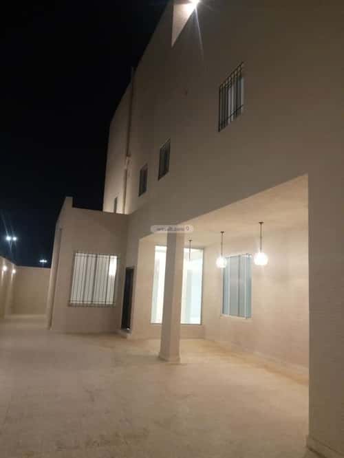 فيلا 479.29 متر مربع شرقية على شارع 40م العريسة، نجران