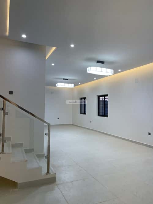 Floor 215.39 SQM with 5 Bedrooms Al Janadriyah, East Riyadh, Riyadh