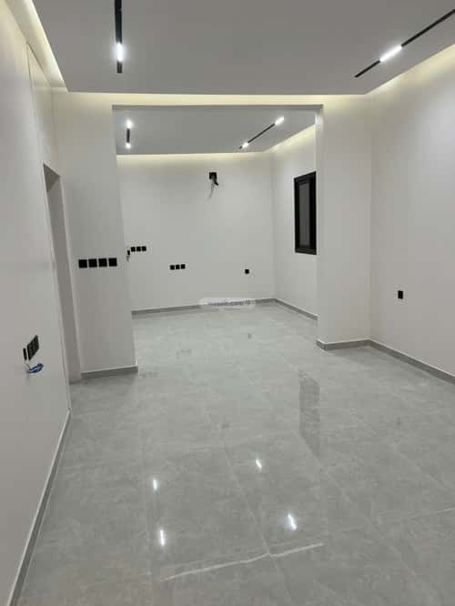 Floor 360 SQM with 5 Bedrooms Al-Qadisiyah, East Riyadh, Riyadh