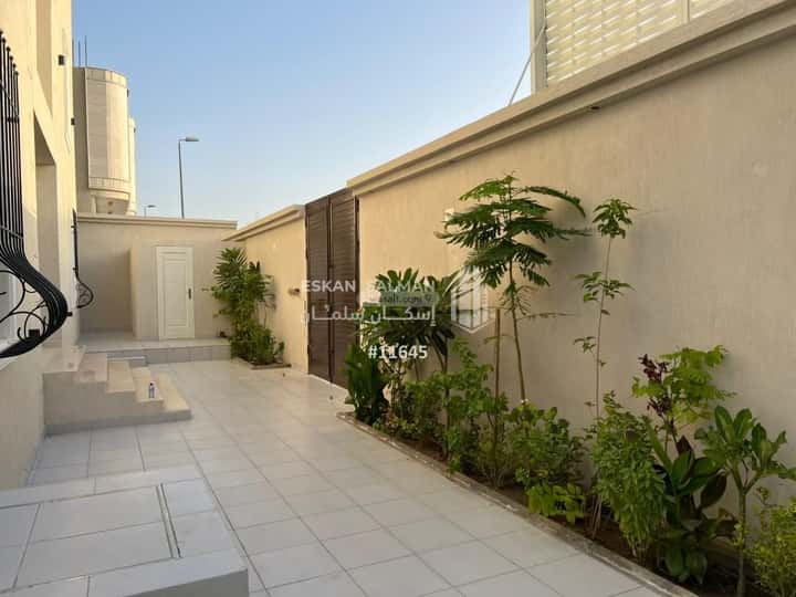 Villa 625 SQM Facing West on 15m Width Street Al Gashashia Al Jadid, Makkah