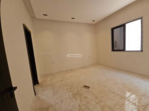 Villa 317 SQM with 1 Apartment Facing North Al-Khaleej, East Riyadh, Riyadh