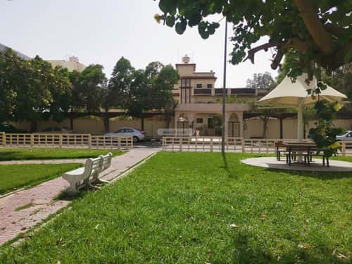 Villa 1713.47 SQM Facing 3 Streets on 12m Width Street Al Sadd District, Alttayif
