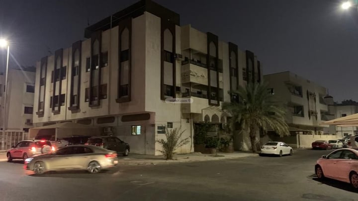 Building 833.73 SQM Facing North As Safa, North Jeddah, Jeddah