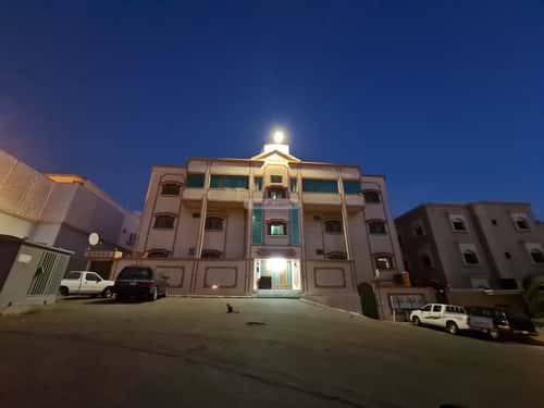 Building 900 SQM Facing South Al Muruj, Abha