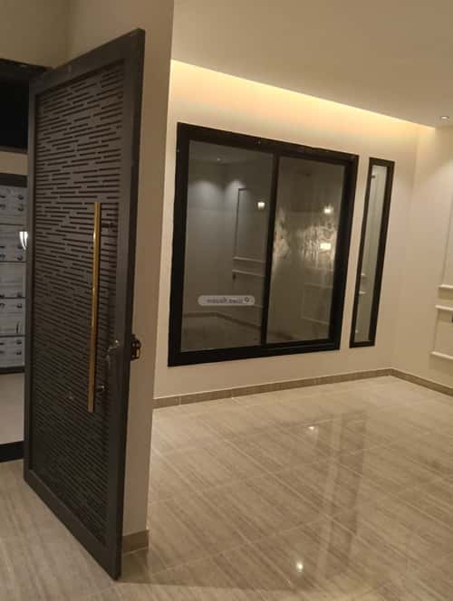 Villa 300 SQM Facing East on 25m Width Street Al Rahmanyah, East Jeddah, Jeddah