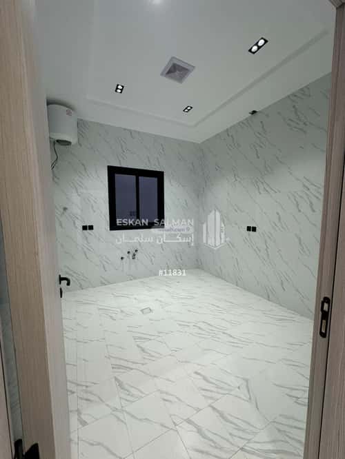 Floor 166 SQM with 5 bedrooms السعادة، شرق الرياض، الرياض