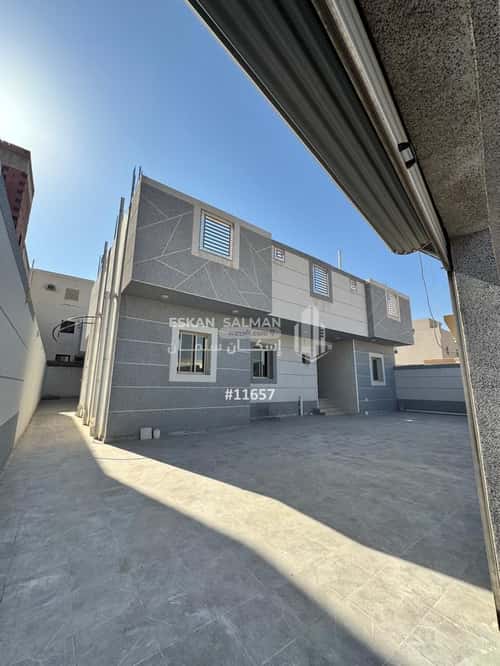 Floor 577.94 SQM with 6 Bedrooms Industrial City, Madinah