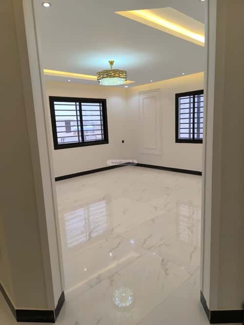 Apartment with 5 Bedrooms Al-Sharafiya, Abha