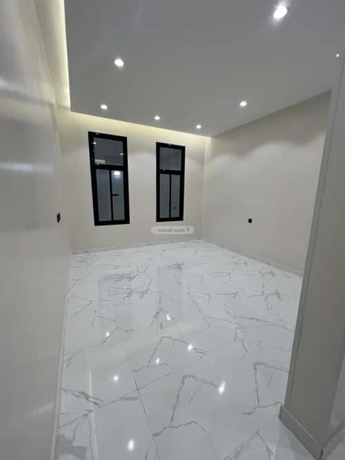 Villa 370 SQM Facing West on 20m Width Street Al-Wakra, Alttayif