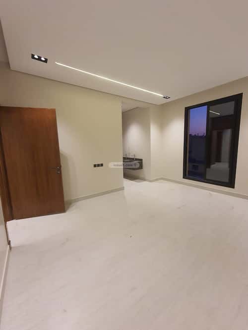 Floor 251.63 SQM with 5 Bedrooms Al-Khaleej, East Riyadh, Riyadh