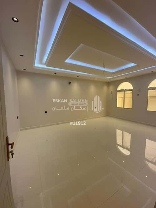 Villa 450.55 SQM Facing South on 25m Width Street Gourana, Makkah Al Mukarramah