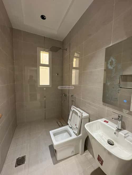 شقة 214 متر مربع ب 5 غرف الصفاء، تبوك