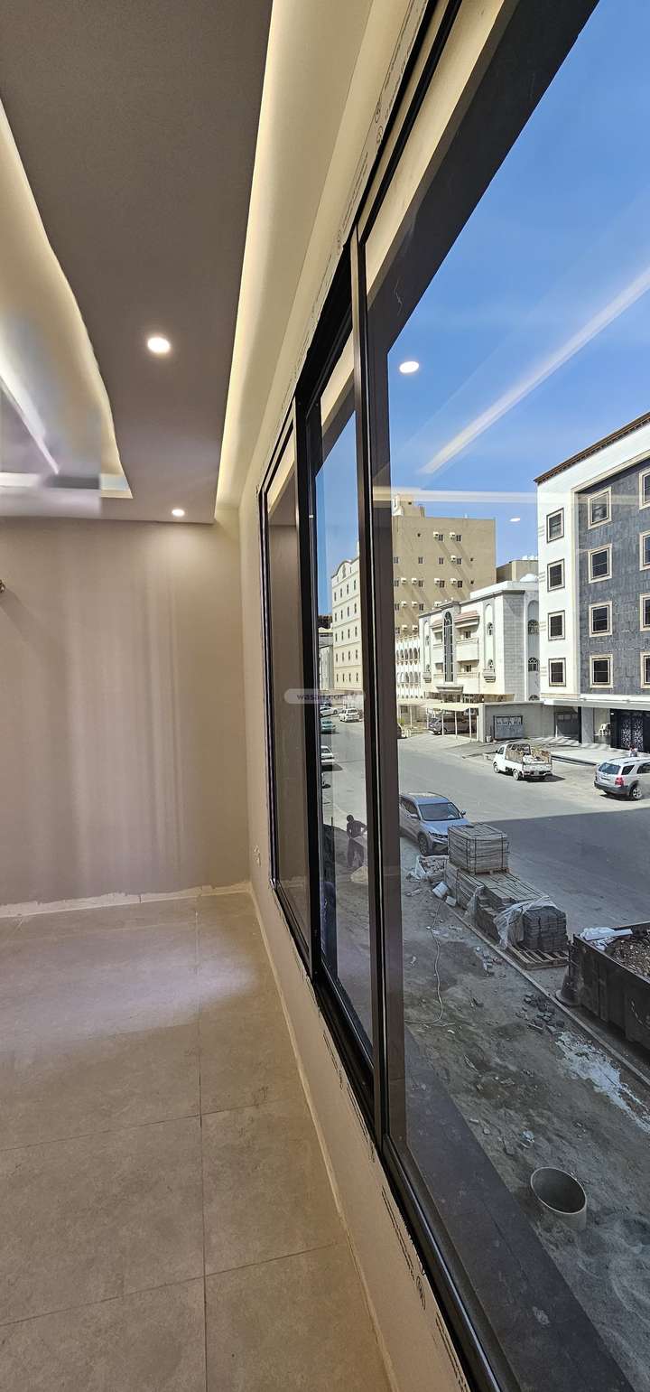 Apartment 220.94 SQM with 5 Bedrooms As Salamah, North Jeddah, Jeddah
