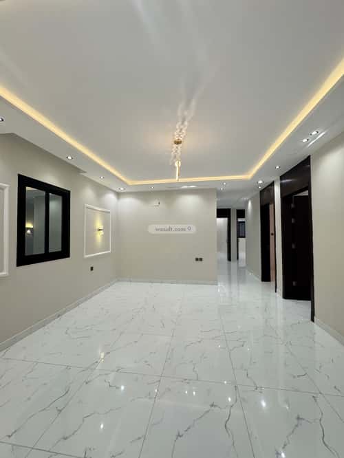 Villa 300 SQM Facing North on 18m Width Street Al Rahmanyah, East Jeddah, Jeddah