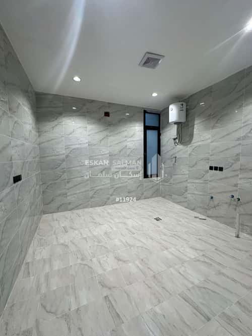 Villa 201.41 SQM Facing South on 15m Width Street Al-Janadriyah, East Riyadh, Riyadh
