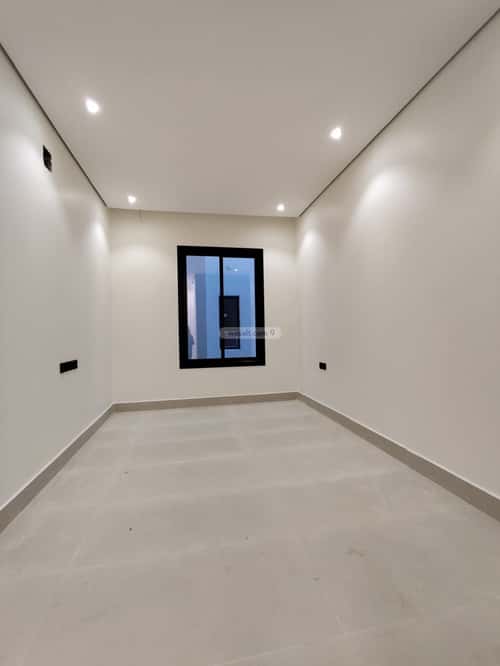 فيلا 276 متر مربع جنوبية على شارع 18م المعيزيلة، شرق الرياض، الرياض