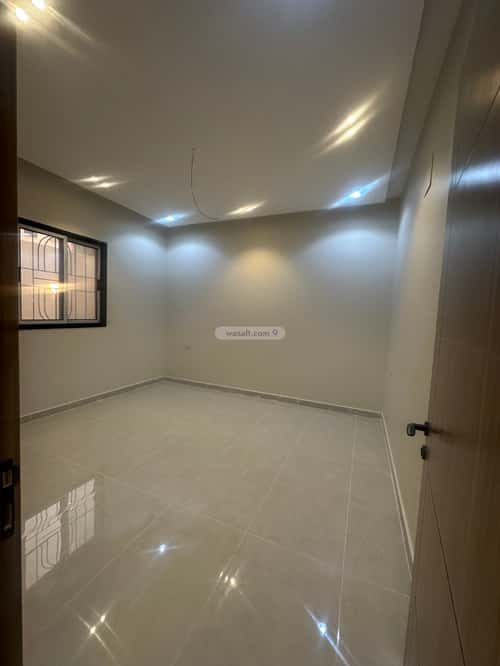 دور 500 متر مربع ب 6 غرف ضاحية الملك فهد، الدمام