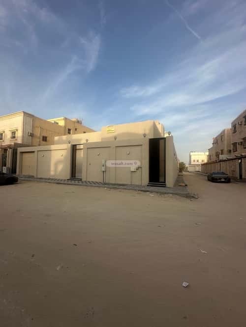 دور 500 متر مربع ب 6 غرف ضاحية الملك فهد، الدمام