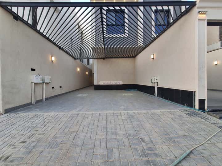 Floor with 4 Bedrooms Al Qadisiyah, East Riyadh, Riyadh