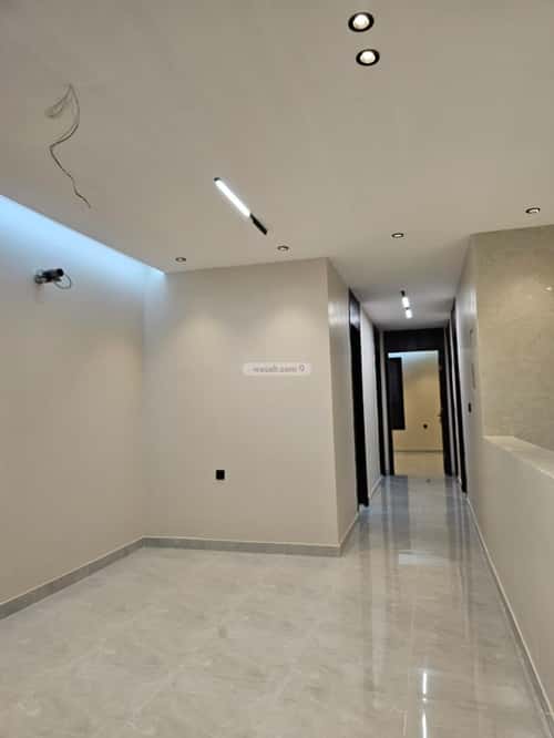 Villa 300 SQM Facing North on 20m Width Street Al Rahmanyah, East Jeddah, Jeddah