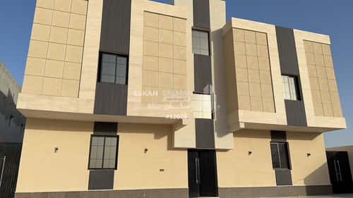 شقة 203.3 متر مربع ب 5 غرف العزيزية، الجبيل