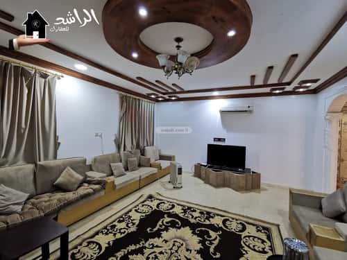Villa 713 SQM Facing North East on 25m Width Street King Khalid, Eanizah