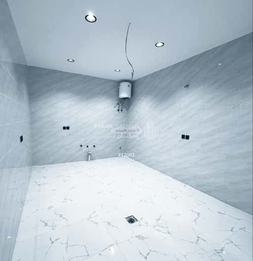 Villa 252.64 SQM Facing East on 12m Width Street Riha, At Taif