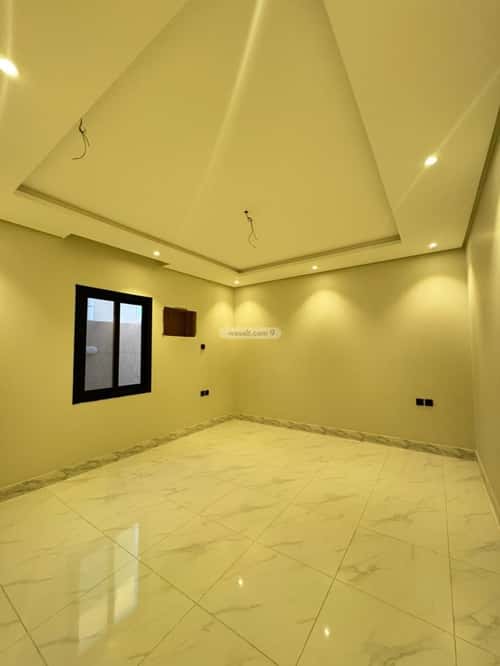 فيلا 310 متر مربع شمالية على شارع 18م الوفاء، شرق جدة، جدة