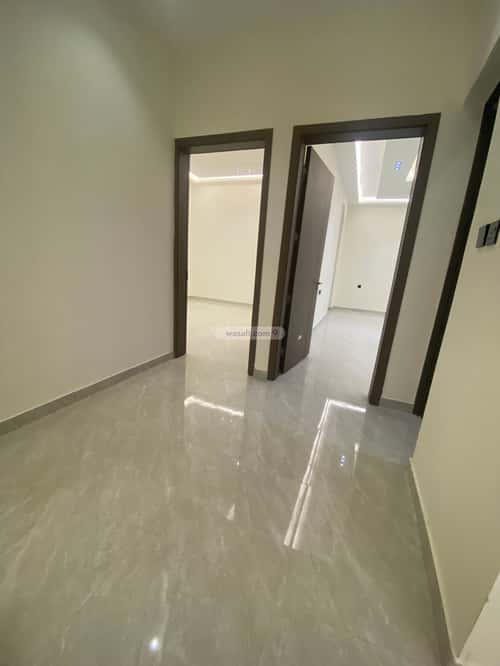 Floor with 5 Bedrooms Bader, South Riyadh, Riyadh