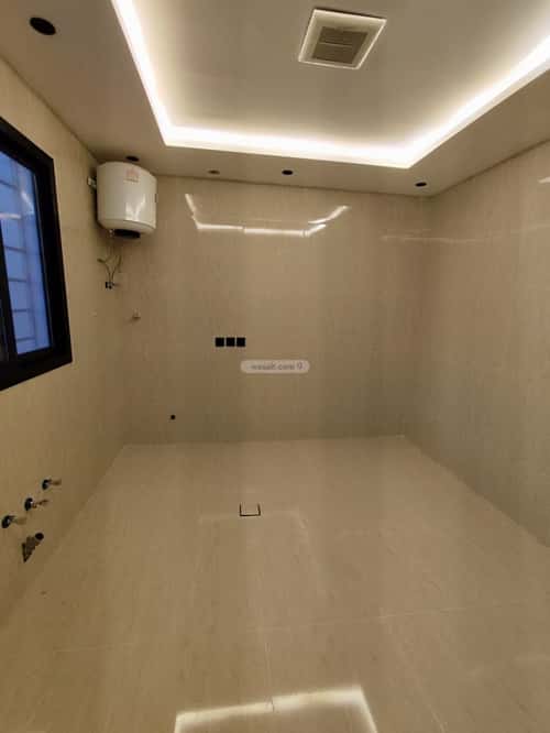 Floor with 5 Bedrooms Bader, South Riyadh, Riyadh