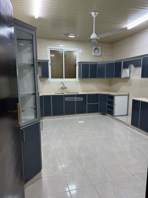 شقة ب 5 غرف النهضة، نجران