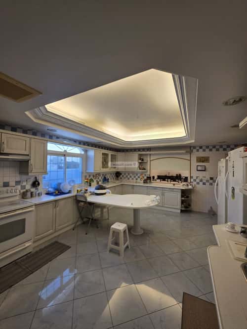 عمارة 670.5 متر مربع واجهة ثلاثة الصفا، شمال جدة، جدة